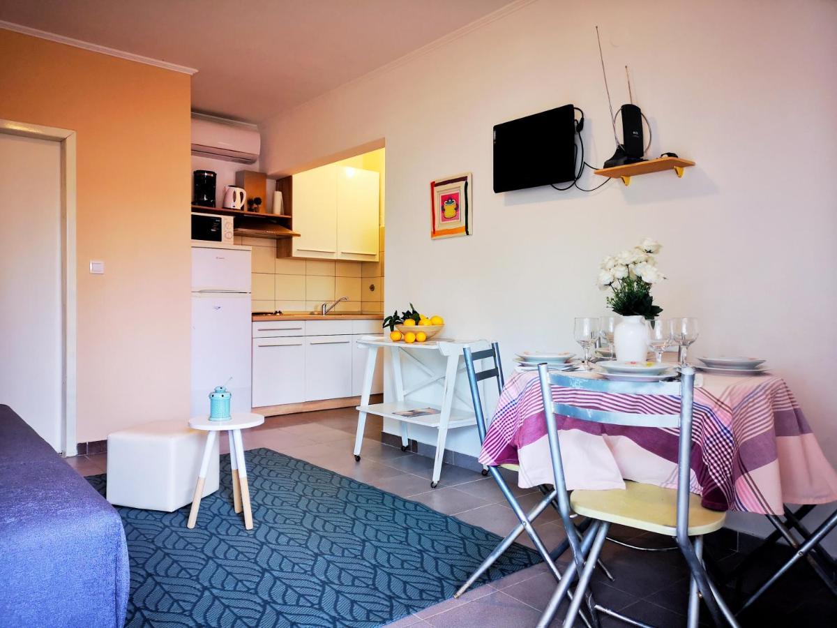 Apartments Venci บาร์บินเย ภายนอก รูปภาพ