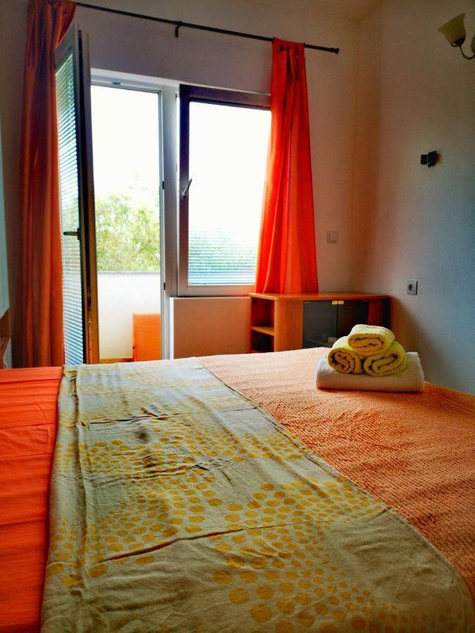 Apartments Venci บาร์บินเย ภายนอก รูปภาพ